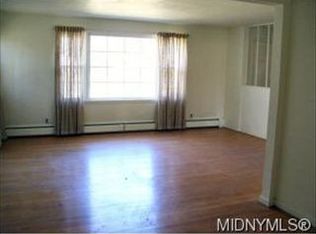 3 Sherwood Rd, New Hartford, NY 13413