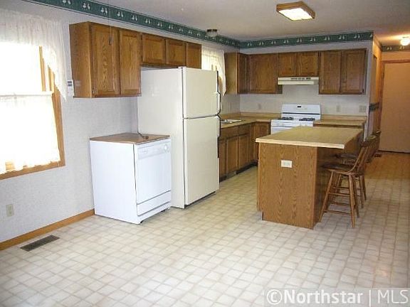 3rd image of 9180 202nd St N