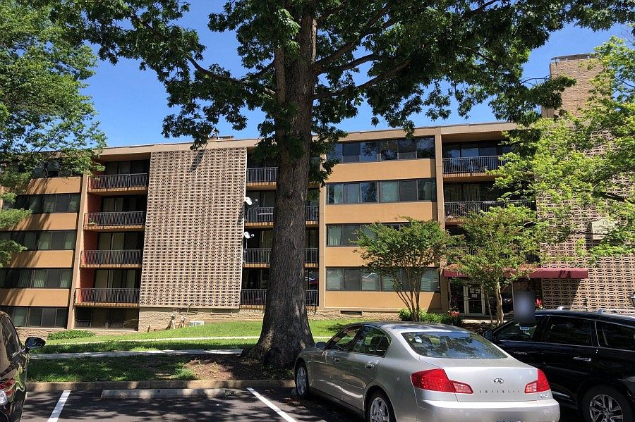 1st image of 12 S Van Dorn St APT 608
