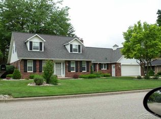 439 Canterbury Dr, Saginaw, MI