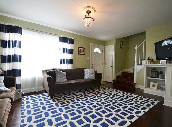 3rd image of 10815 S Central Park Ave