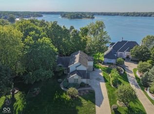9364 Promontory Cir, Indianapolis, IN 46236