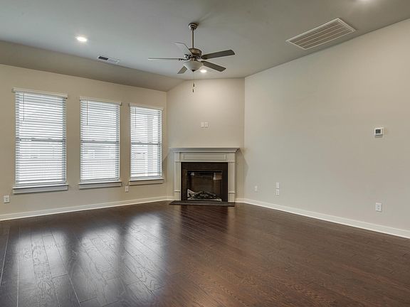 5th image of 4415 Oakton Burrows Drive 45 #Lyr