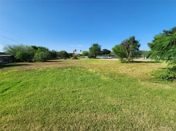 113 Flores St, Sullivan City, TX 78595