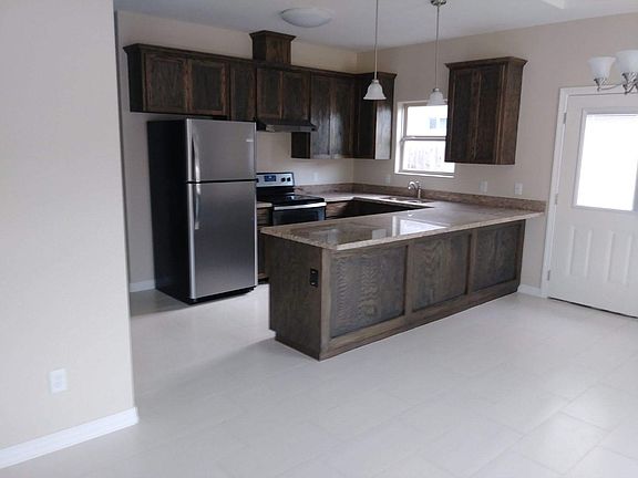 4th image of 210 Fig Dr APT 1