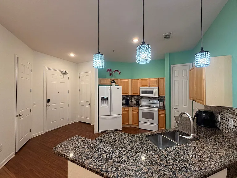 719 Terrace Ridge Cir — Photo 6