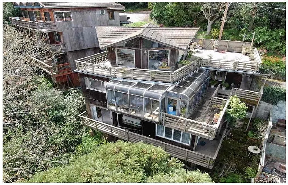 45 Margaret Ave photo 1