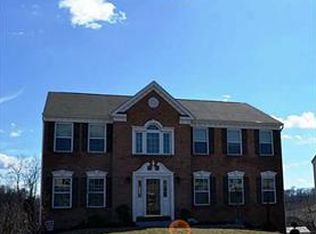 104 Summit Cir, Houston, PA 15342