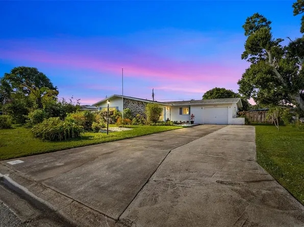 3244 Dante Dr, Sarasota, FL 34235