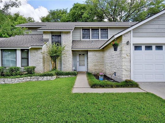 2nd image of 13104 Kellies Farm Ln