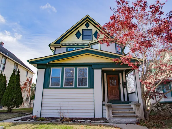 517 Thomas Ave, Forest Park, IL 60130