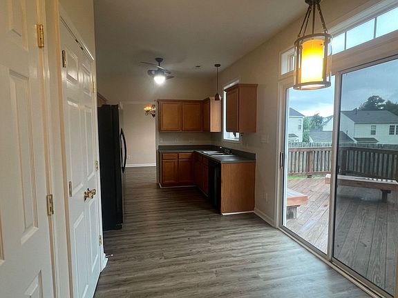 3rd image of 5713 Waverly Lynn Ln