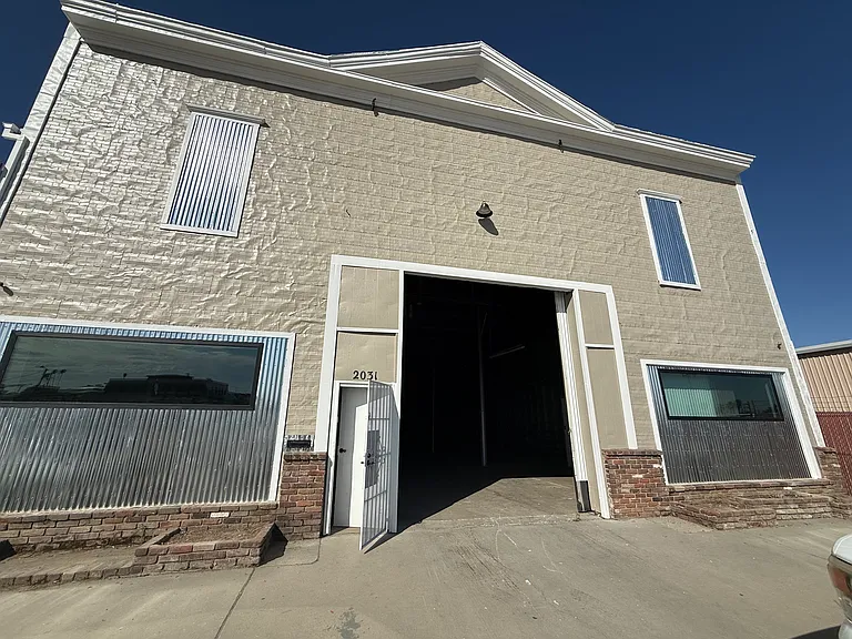 2031 W Front St — Photo 5