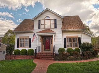 2630 Avenham Ave SW, Roanoke, VA 24014