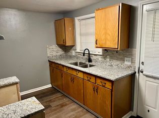 3901 Captain Cade Rd, Youngsville, LA 70592