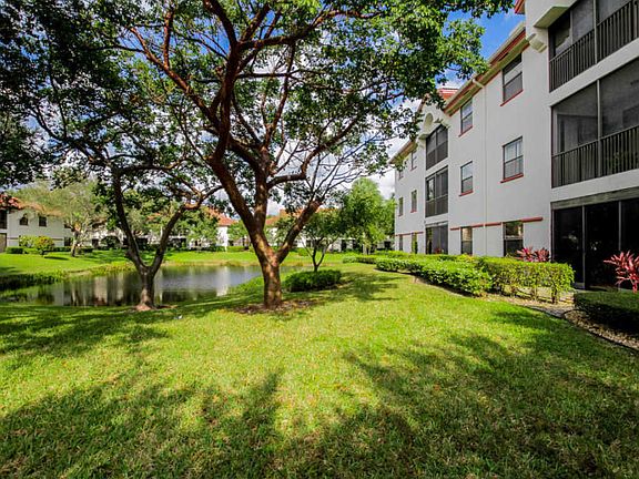 2nd image of 5157 Floria Way APT D