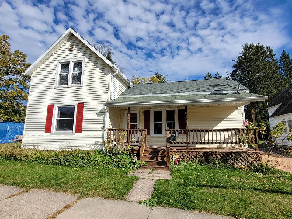 817 Arctic St, Antigo, WI 54409 | Zillow