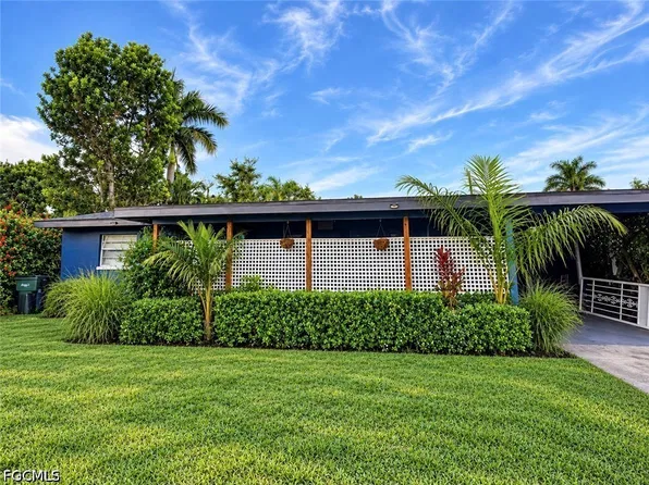 1447 Byron Rd, Fort Myers, FL 33919