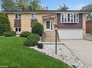 6501 Forestview Dr, Oak Forest, IL 60452