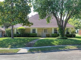 2337 Woodglen Dr, Richardson, TX 75082