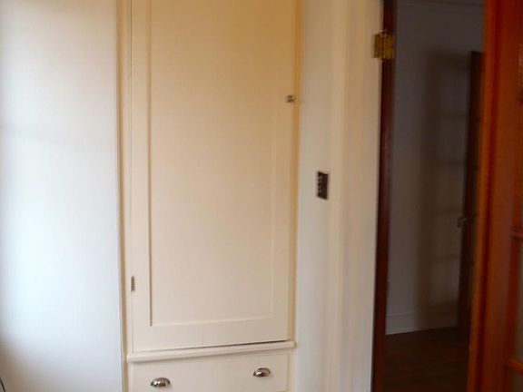 5th image of 421 Daly Ave APT 7
