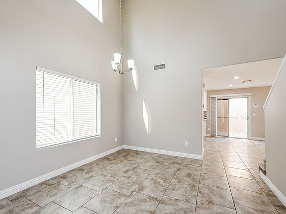 5th image of 5651 Moccasin Point St