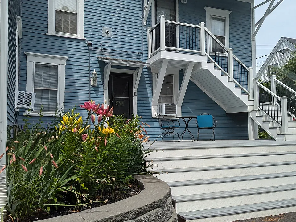 23 Mechanic St #2