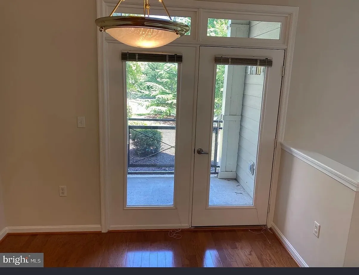2 bed, 1684 sqft, $2,400 — Photo 3