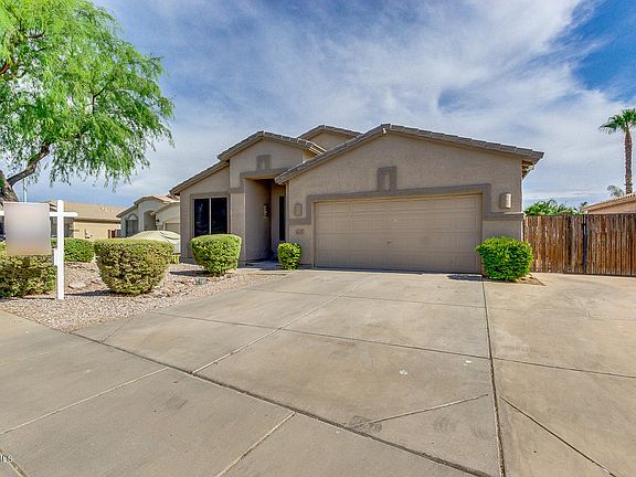 2nd image of 2135 E Cherry Hills Pl