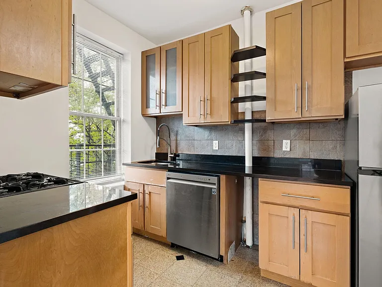 2677 Kennedy Blvd #12 — Photo 3