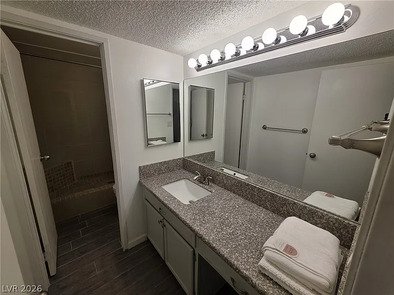 750 S Royal Crest Cir #313 — Photo 36