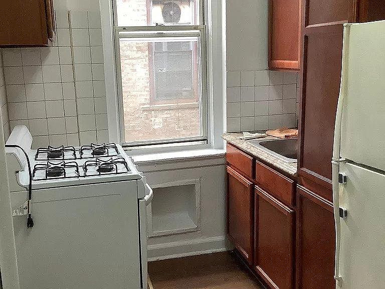 2nd image of 2349 Benson Ave #B42