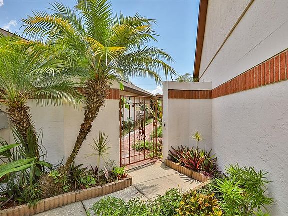 2nd image of 10811 Venice Cir