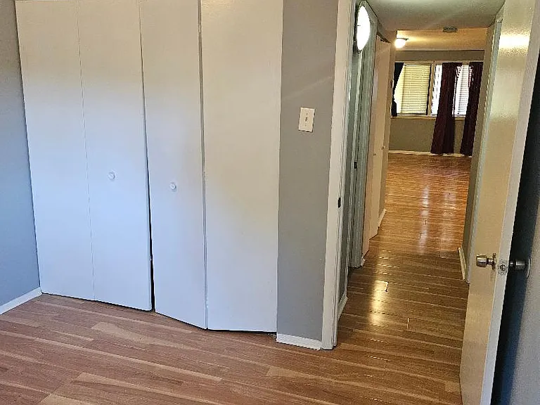 3936 Stone Gate Dr #D — Photo 33