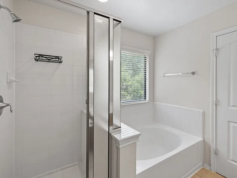 2101 Golden Arrow Ave — Photo 27