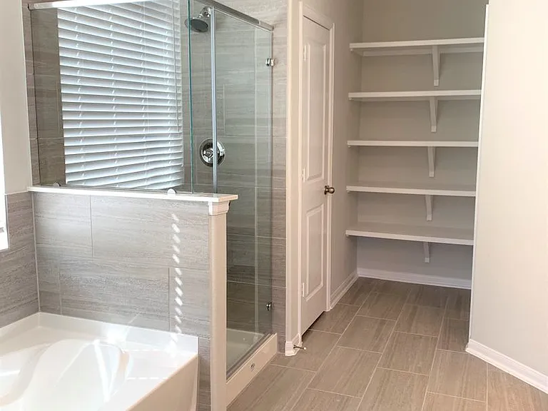 1104 Coulee Dr — Photo 22