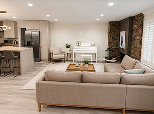 239 Triangle St, Thousand Oaks, CA 91360