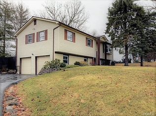 14 Johns Rd, Middletown, NY 10941