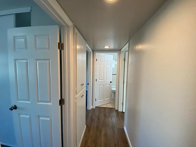 2059 Robin Dr — Photo 11