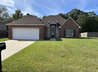 23983 Terrace Ave, Denham Springs, LA 70726