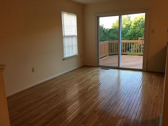 Kitchen eating area with slider