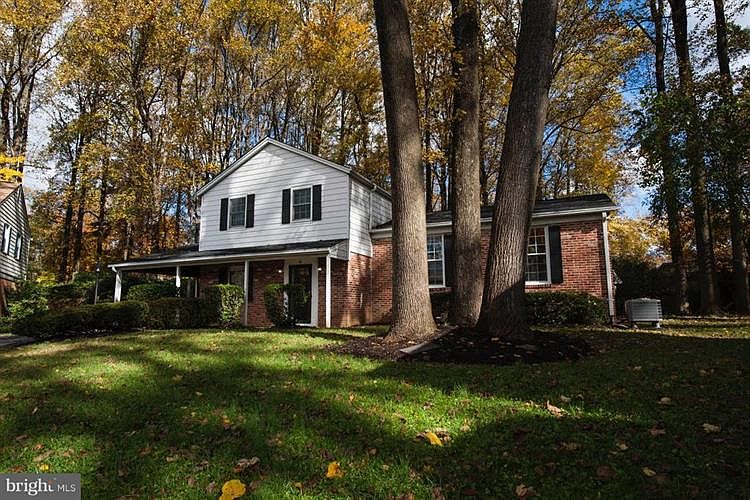 1st image of 6 Hawthorn Ct