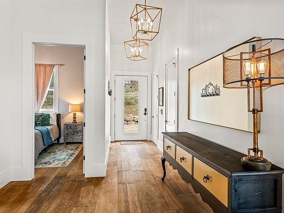 5th image of 45547 Four Seasons Way