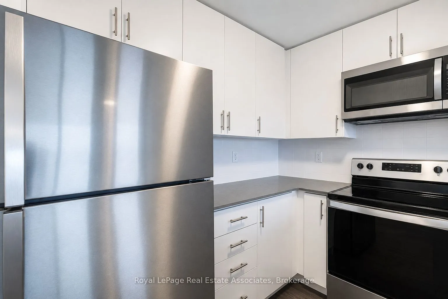 1 bed, $2,100 — Photo 2