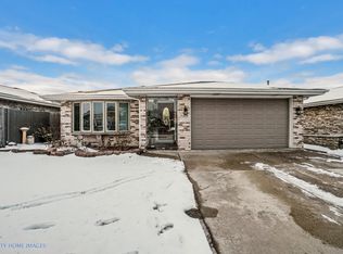 8428 S 78th Ave, Bridgeview, IL 60455