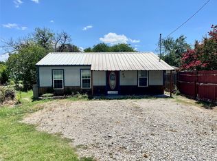 365 W 1st St, Rhome, TX 76078