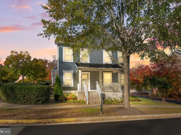 7426 Azalea Dr, Ruther Glen, VA 22546