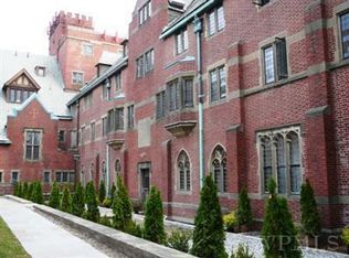 306 Chateau Rive #306, Peekskill, NY 10566