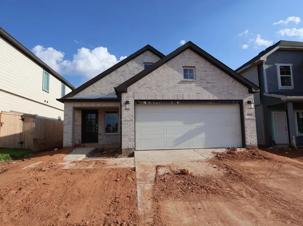 32527 Midsummer Dr, Fulshear, TX 77441