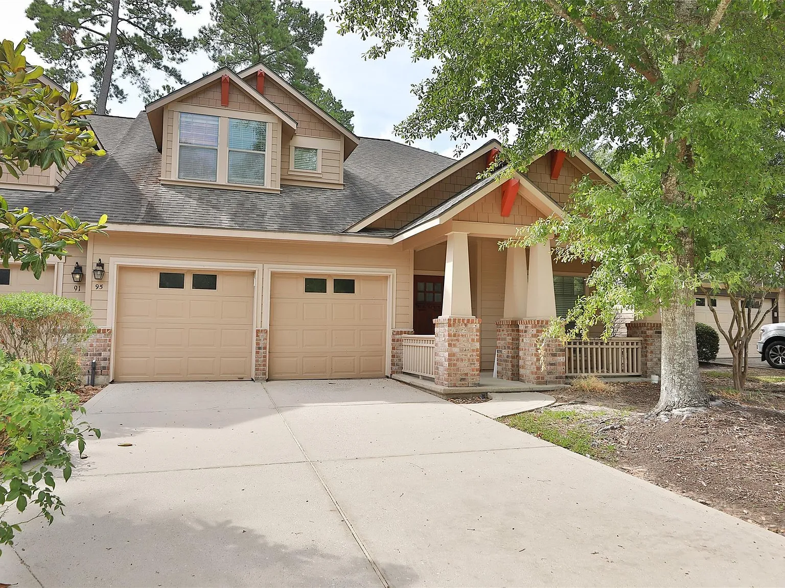 3 bed, 2.5 bath, 2143 sqft, $2,700 — Photo 1